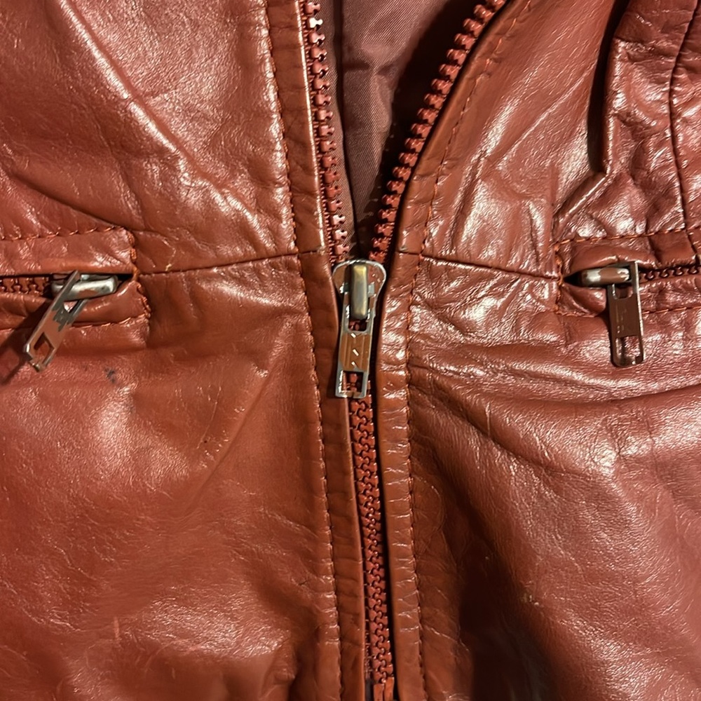 Berman’s leather jacket - Picture 4 of 5